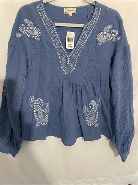Cloth & Portrait Blue Embroidered V-Neck Peasant Top. 100% Cotton
